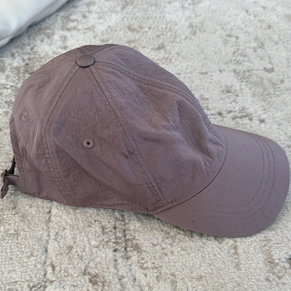 Lululemon hat